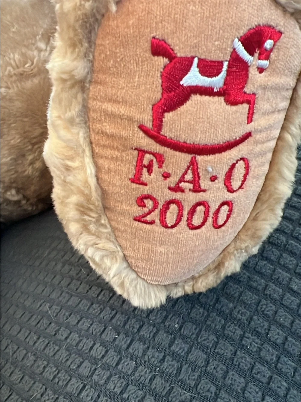 FAO Schwarz 2000  Articulated Teddy Bear Collectible